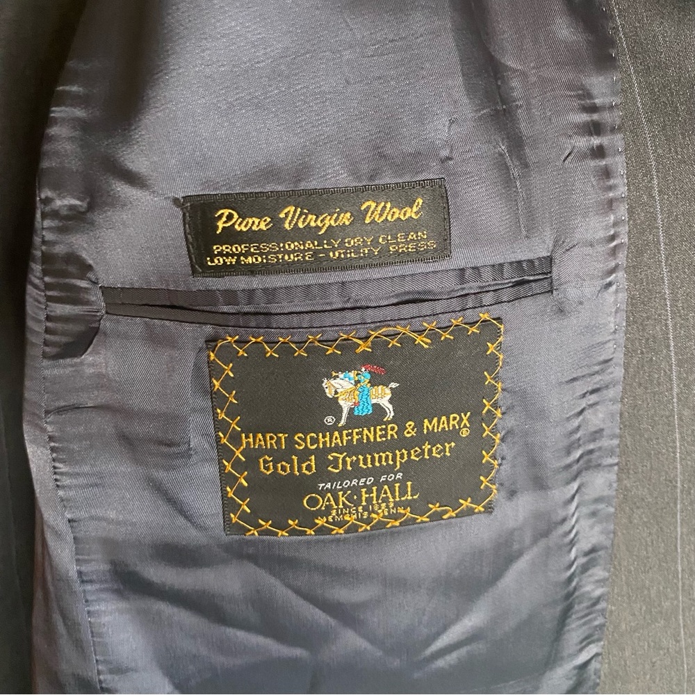 Hart Schaffner Marx Gold Trumpeter Pure Virgin Wool Dark Blue Stripe Suit Large - Picture 10 of 13